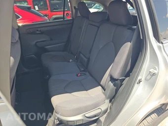 2024 Toyota Highlander LE - miniatura 19