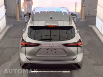 2024 Toyota Highlander LE - miniatura 6