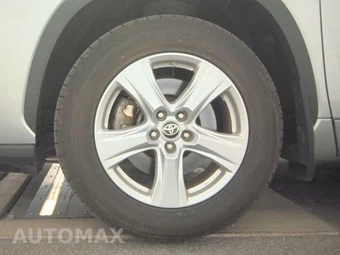 2024 Toyota Highlander LE - miniatura 9