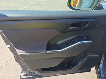 2024 Toyota Highlander Limited – miniatura 9