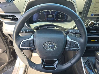 2024 Toyota Highlander Limited - miniatura 10