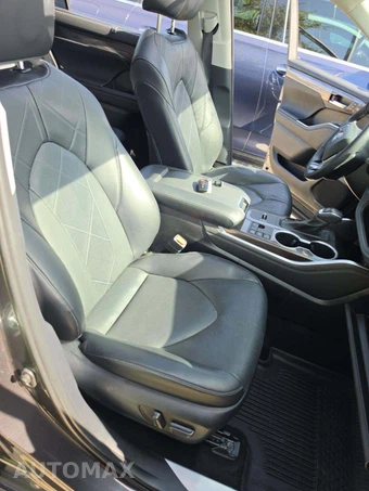 2024 Toyota Highlander Platinum - miniatura 18