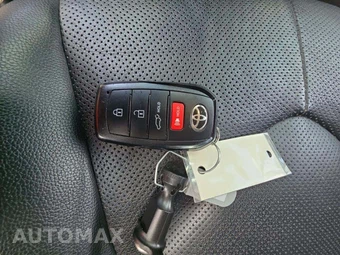 2024 Toyota Highlander Platinum - miniatura 5