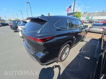 2024 Toyota Highlander Platinum - miniatura 3