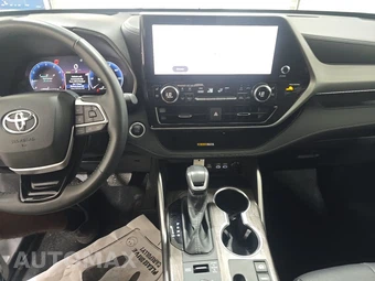 2024 Toyota Highlander Platinum - miniatura 11