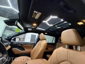 2024 Toyota Highlander Platinum - miniatura 11