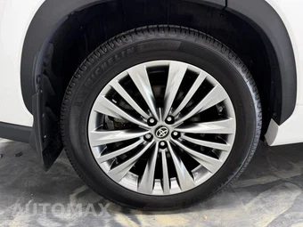 2024 Toyota Highlander Platinum - miniatura 31