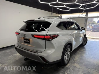 2024 Toyota Highlander Platinum - miniatura 5
