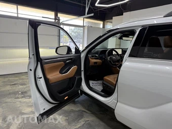 2024 Toyota Highlander Platinum - miniatura 8