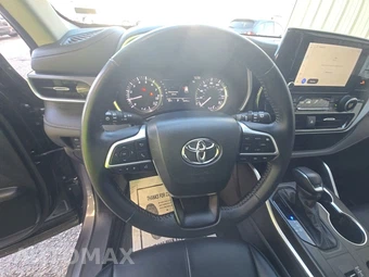 2024 Toyota Highlander XLE - miniatura 10