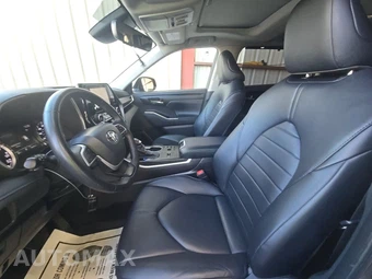 2024 Toyota Highlander XLE - miniatura 7