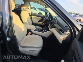 2024 Toyota Highlander XLE - miniatura 8