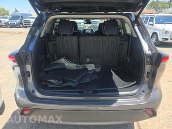 2024 Toyota Highlander XLE – miniatura 15