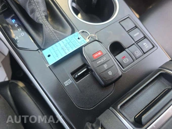 2024 Toyota Highlander XLE – miniatura 8