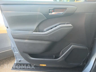 2024 Toyota Highlander XLE - miniatura 9
