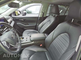 2024 Toyota Highlander XLE - miniatura 6