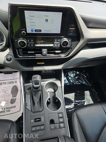 2024 Toyota Highlander XLE - miniatura 7