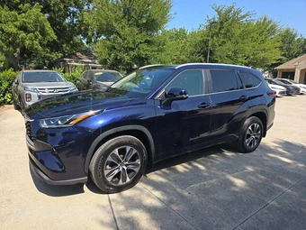 2024 Toyota Highlander XLE