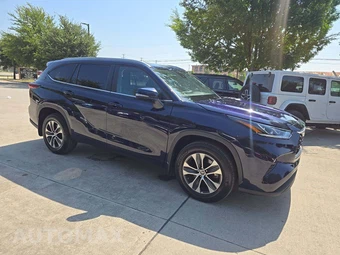 2024 Toyota Highlander XLE - miniatura 4