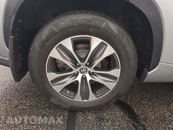2024 Toyota Highlander XLE - miniatura 19