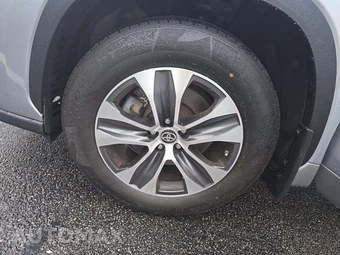 2024 Toyota Highlander XLE - miniatura 23