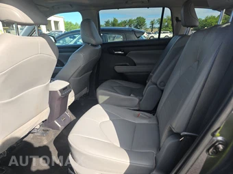 2024 Toyota Highlander XLE - miniatura 13