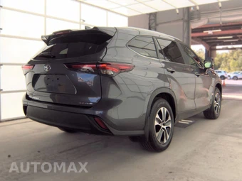 2024 Toyota Highlander XLE - miniatura 4