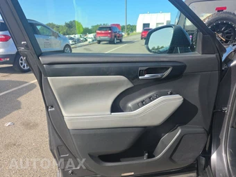 2024 Toyota Highlander XLE - miniatura 9