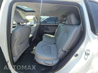 2024 Toyota Highlander XLE - miniatura 13