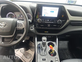 2024 Toyota Highlander XLE - miniatura 11