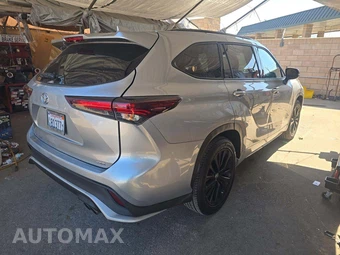 2024 Toyota Highlander XSE - miniatura 3