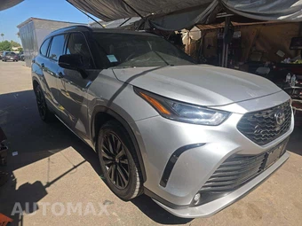 2024 Toyota Highlander XSE - miniatura 4