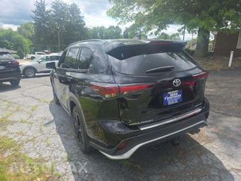 2024 Toyota Highlander XSE - miniatura 2