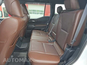 2024 Toyota Land Cruiser - miniatura 10