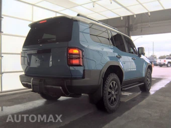 2024 Toyota Land Cruiser - miniatura 4