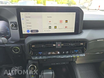 2024 Toyota Land Cruiser - miniatura 7