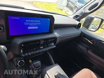 2024 Toyota Land Cruiser - miniatura 10