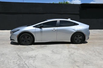 2024 Toyota Prius - miniatura 7