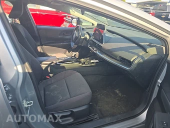 2024 Toyota Prius LE - miniatura 8