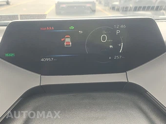 2024 Toyota Prius LE - miniatura 12