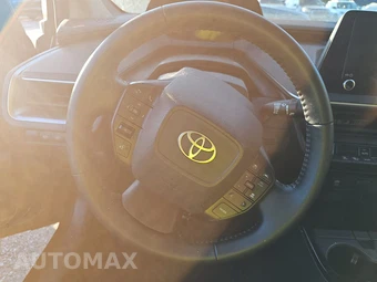2024 Toyota Prius LE - miniatura 10