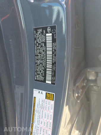 2024 Toyota Prius LE – miniatura 14
