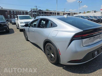 2024 Toyota Prius LE - miniatura 2