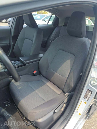 2024 Toyota Prius LE - miniatura 6