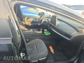 2024 Toyota Prius LE - miniatura 8