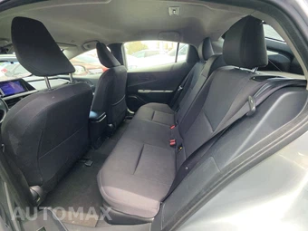 2024 Toyota Prius LE - miniatura 13