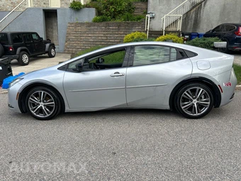 2024 Toyota Prius Limited - miniatura 11