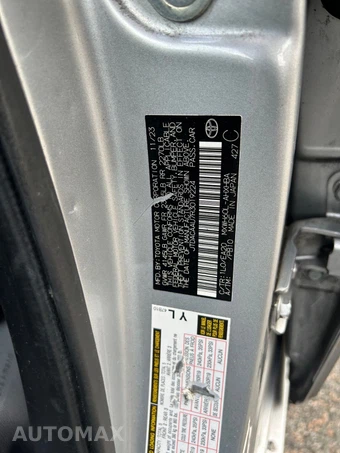 2024 Toyota Prius Limited - miniatura 21