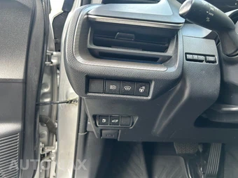 2024 Toyota Prius Limited - miniatura 28