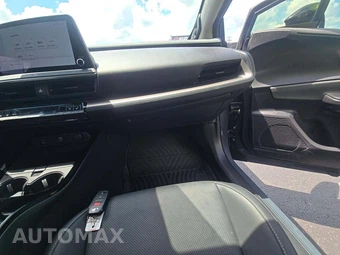 2024 Toyota Prius Limited - miniatura 16